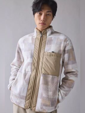 NWT Oakley Off-Slope Mountain Fire Fleece Jacket
